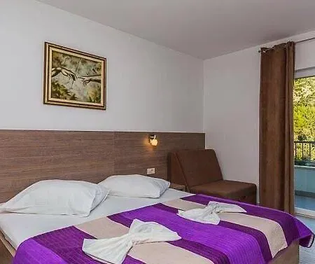 Ivando - Maslina Hotel
