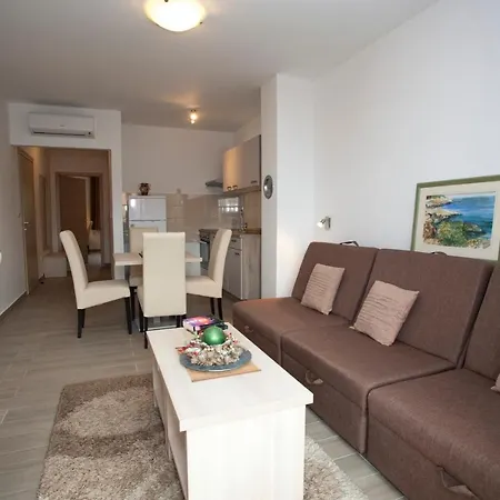 Ivando - Maslina Hotel
